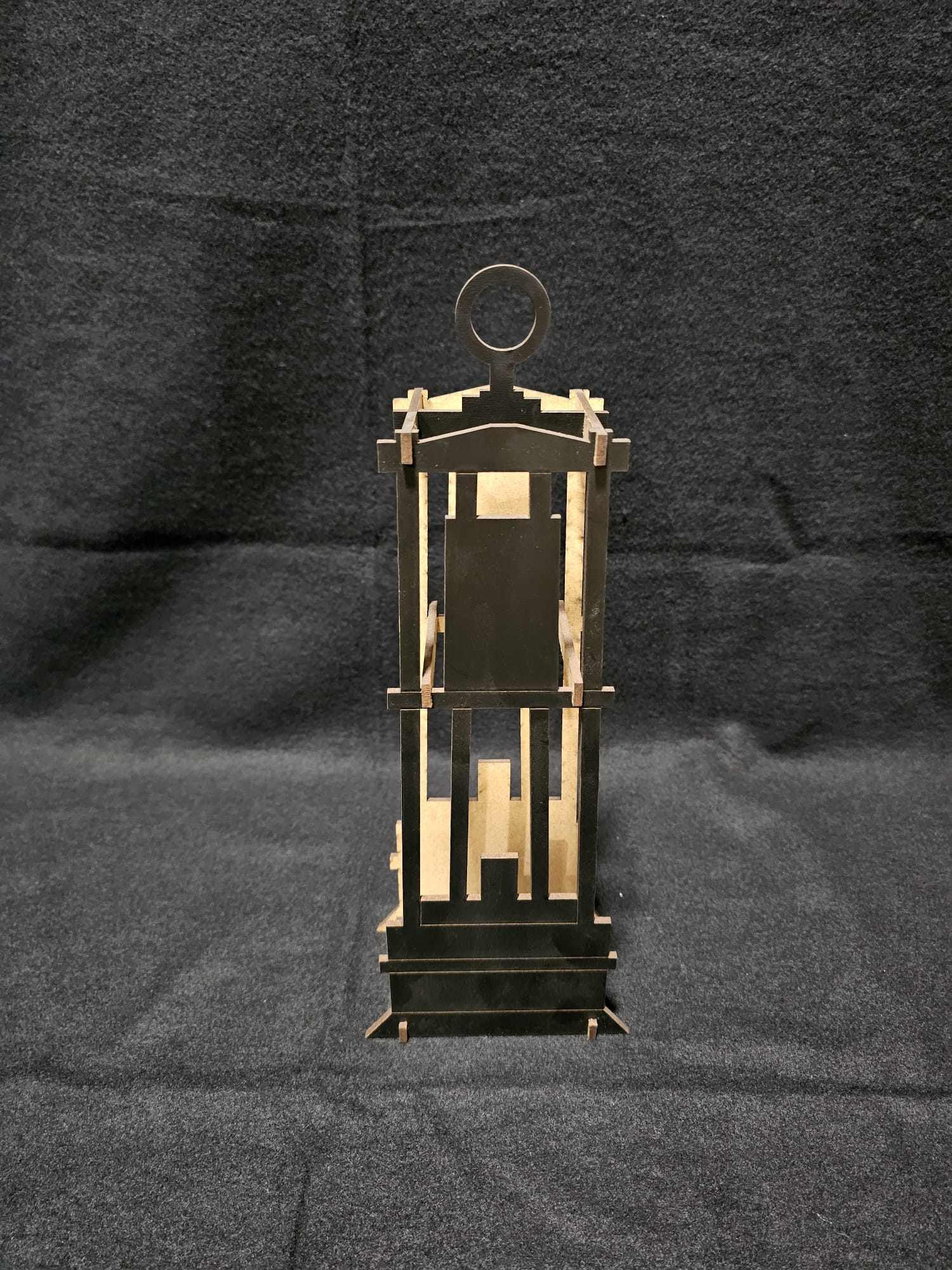 Grubenlampe aus Holz